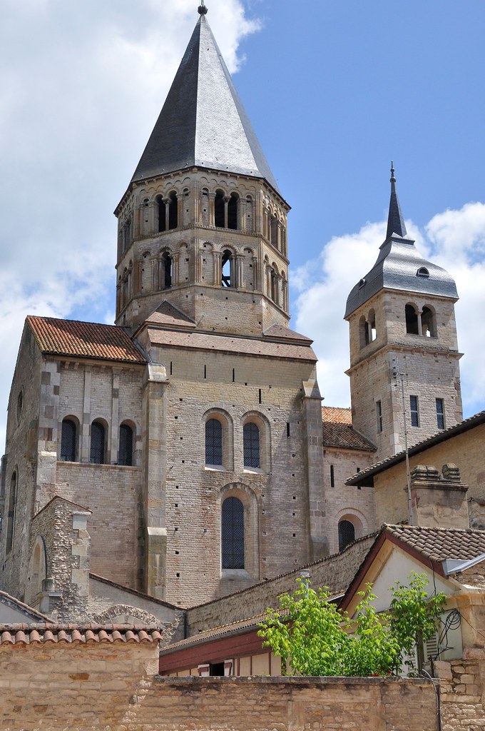 CLUNY FRANCIA ABADIA DE CLUNY EXCURSIONES CRUCEROS FLUVIALES FRANCE RODANO CRUCEROS RHONE CRUISES